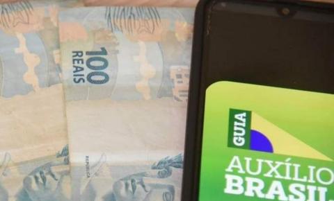 Após aumento para bancar Auxílio Brasil, IOF triplica arrecadação